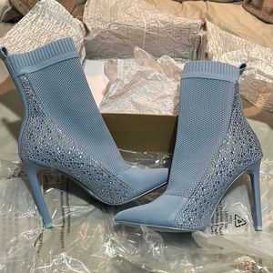 New in Box Steve Madden Majesty Blue Embellished Mesh High Heeled Booties